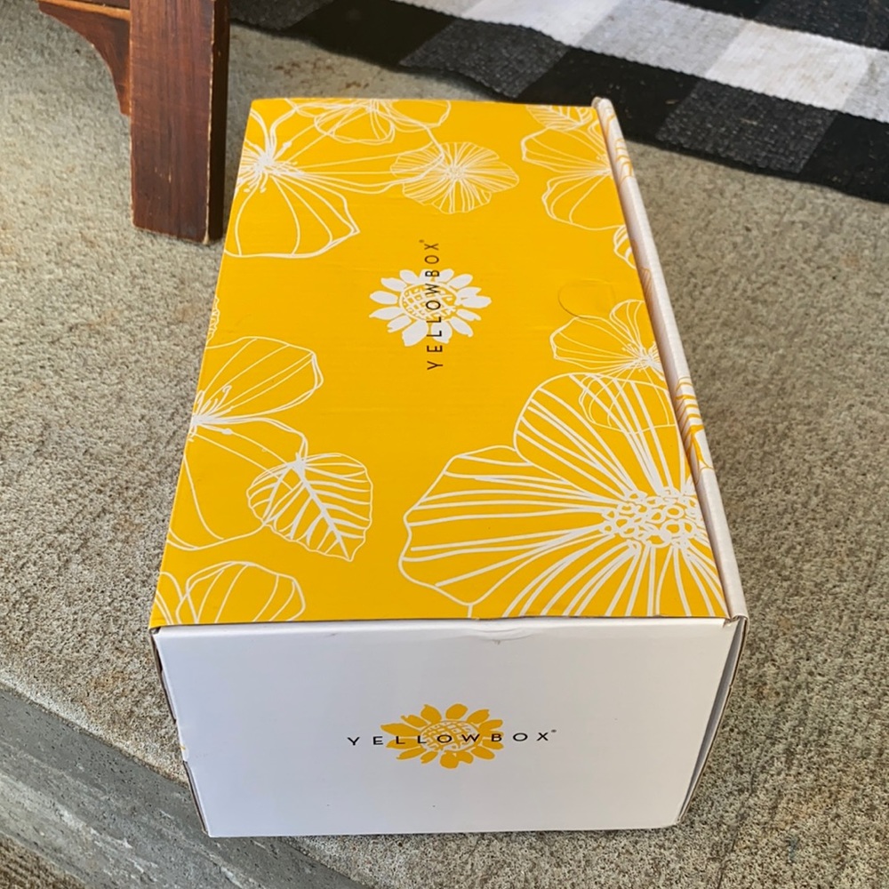 Yellow box shoes